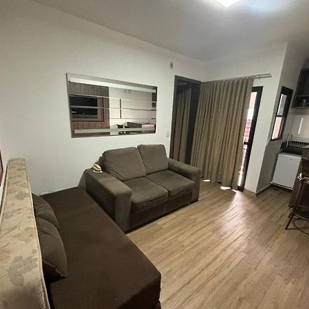 1810 - Flat Para Temporada Em Goiania-Proximo Ao Parque Areiao Экстерьер фото